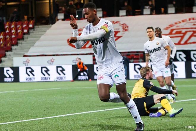 球员转会市 球员转会市