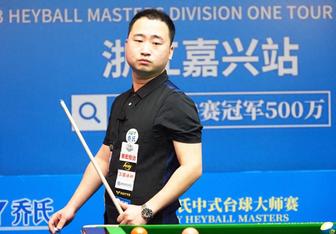 某职业牌手 某职业牌手